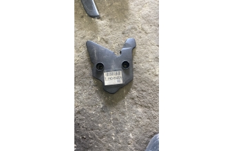 Toyota Auris 1.4 D-4D dizel motor eksantrik / triger kapağı koruyucu plastik