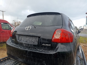 Toyota Auris bagaj kapağı 2007-2012