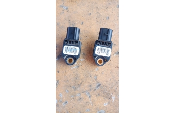 Toyota auris yan orta direk airbeg darbe sensörleri