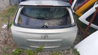toyota avensis çıkma bagaj kapağı