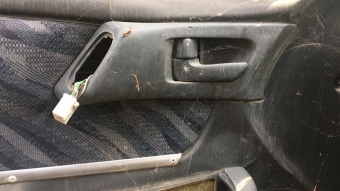 toyota carina çıkma sol ön iç kapı kolu