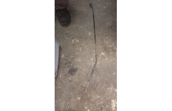 Toyota Carina kaput dayama demiri