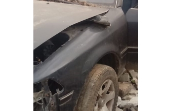 toyota corona 2.0 çıkma sol ön çamurluk