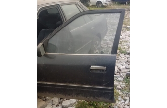 toyota corona 2.0 çıkma sol ön kapı