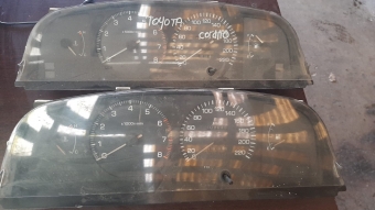 toyota corona çıkma kilometre saati 220 kadran karbüratörülü