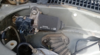 toyota corona çıkma ön silgeç motoru