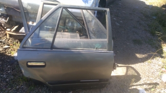 toyota corona çıkma sağ arka dolu kapı