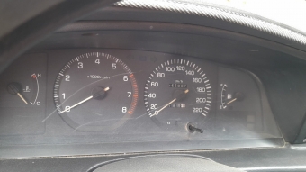 Toyota corona st 171 kasa km saati 5bin