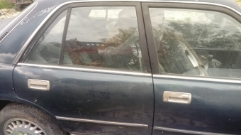 toyota cressida çıkma sağ arka kapı