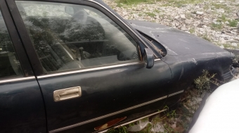 toyota cressida çıkma sağ ön kapı