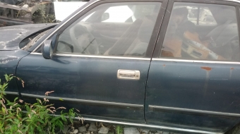 toyota cressida çıkma sol ön kapı