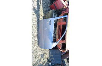 Toyota starlet sağ ön kapı