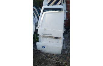 Transporter t5 sol bagaj kapağı