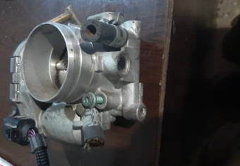 volkswagen jetta 2.0 çıkma gaz kelebeği oem 06a133062d