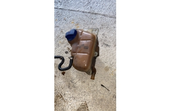 Volkswagen passat B5 1.8T yedek su deposu
