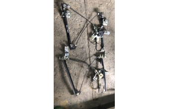 Volkswagen Polo Classic ön sağ sol cam kriko