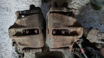 Volkswagen Polo ön sol sağ fren kaliperi