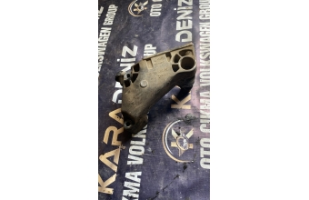 Volkswagen T5 1.9 motor kulağı motor bağlantı braketi