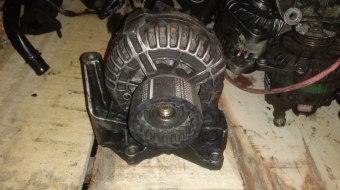 volkswagen transporter t5 2.5 çıkma şarj dinamosu