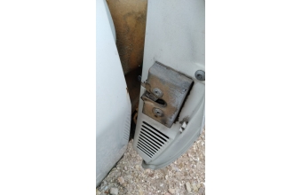 volkswogen polo mk1 sağ ön kapi kilidi