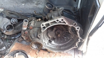 Volkwagen Caddy 2000 model 1.9 dizel şanzıman