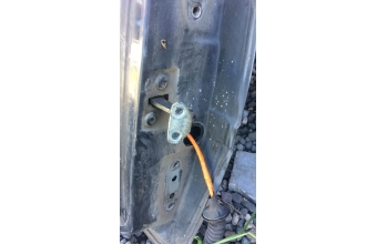 volvo 460 çıkma sol arka kapı gergisi