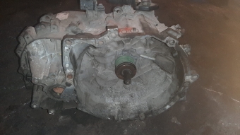 volvo s40 1.9 dizel çıkma 5 ileri şanzıman